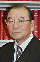 日本頭蓋顎顔面外科学会　理事長　亀井譲